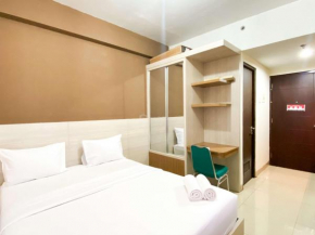 Simply Look Studio at Grand Dhika City Apartment By Travelio
